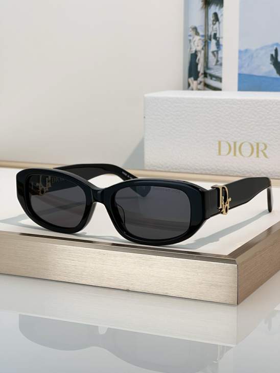 Picture of Dior Sunglasses _SKUfw81854641fw